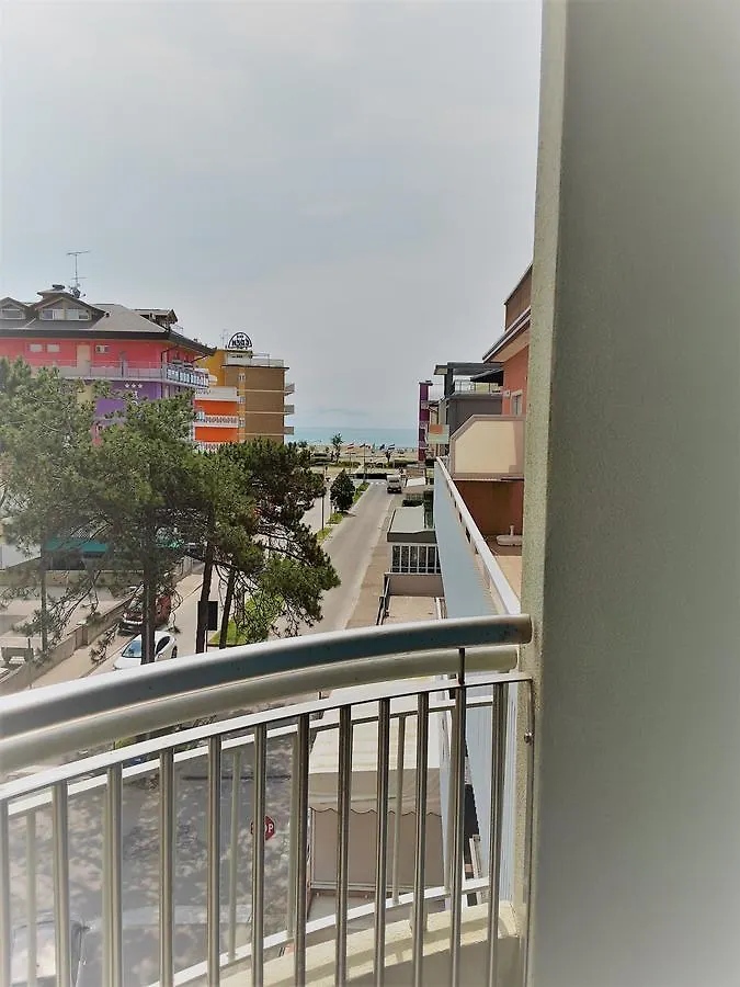 Novita Estate: Seaside Suite with Garage and Bicycles Caorle